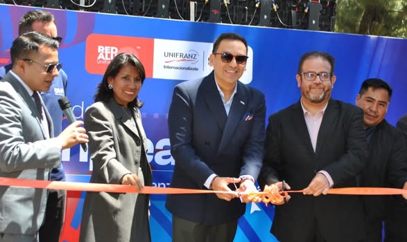 ICAM PARTICIPA EN FERIA DE EMPLEABILIDAD UNIFRANZ