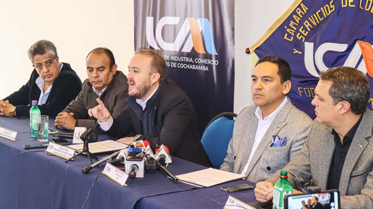 ICAM, ORGANIZACIONES EMPRESARIALES Y COLEGIOS PROFESIONALES SE PRONUNCIAN EN CONTRA DEL D.S. 5327