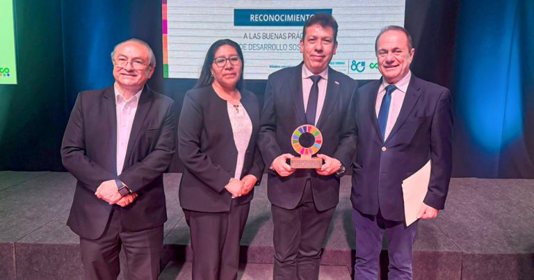 ICAM RECIBE RECONOCIMIENTO NACIONAL EN BUENAS PRÁCTICAS DE DESARROLLO SOSTENIBLE