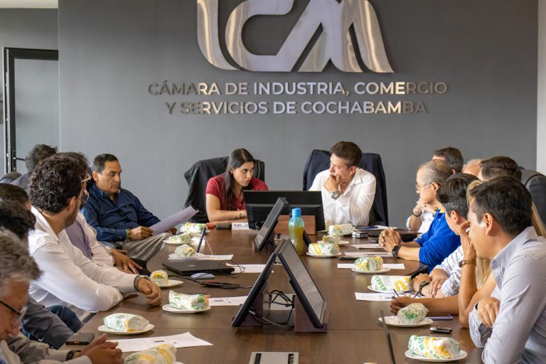ICAM RECIBIÓ LA VISITA DE LA VICEMINISTRA DE AUTONOMÍAS